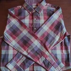 Van Heusen plaid long sleeve shirt